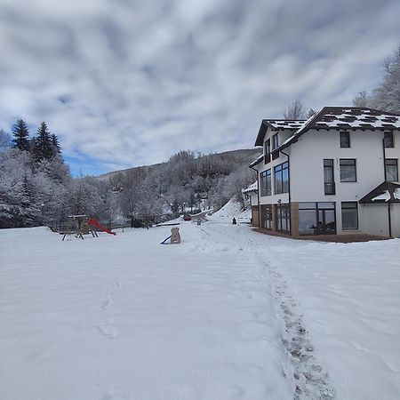Zlatarska Dolina Bed & Breakfast Nova Varos Exterior photo