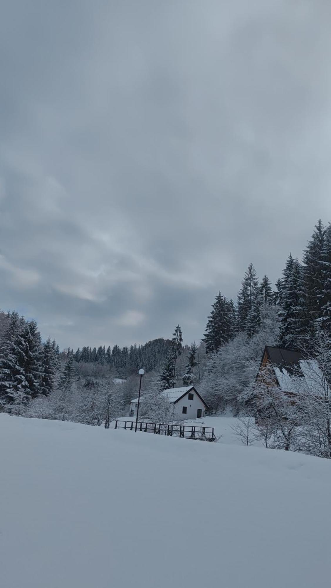 Zlatarska Dolina Bed & Breakfast Nova Varos Exterior photo