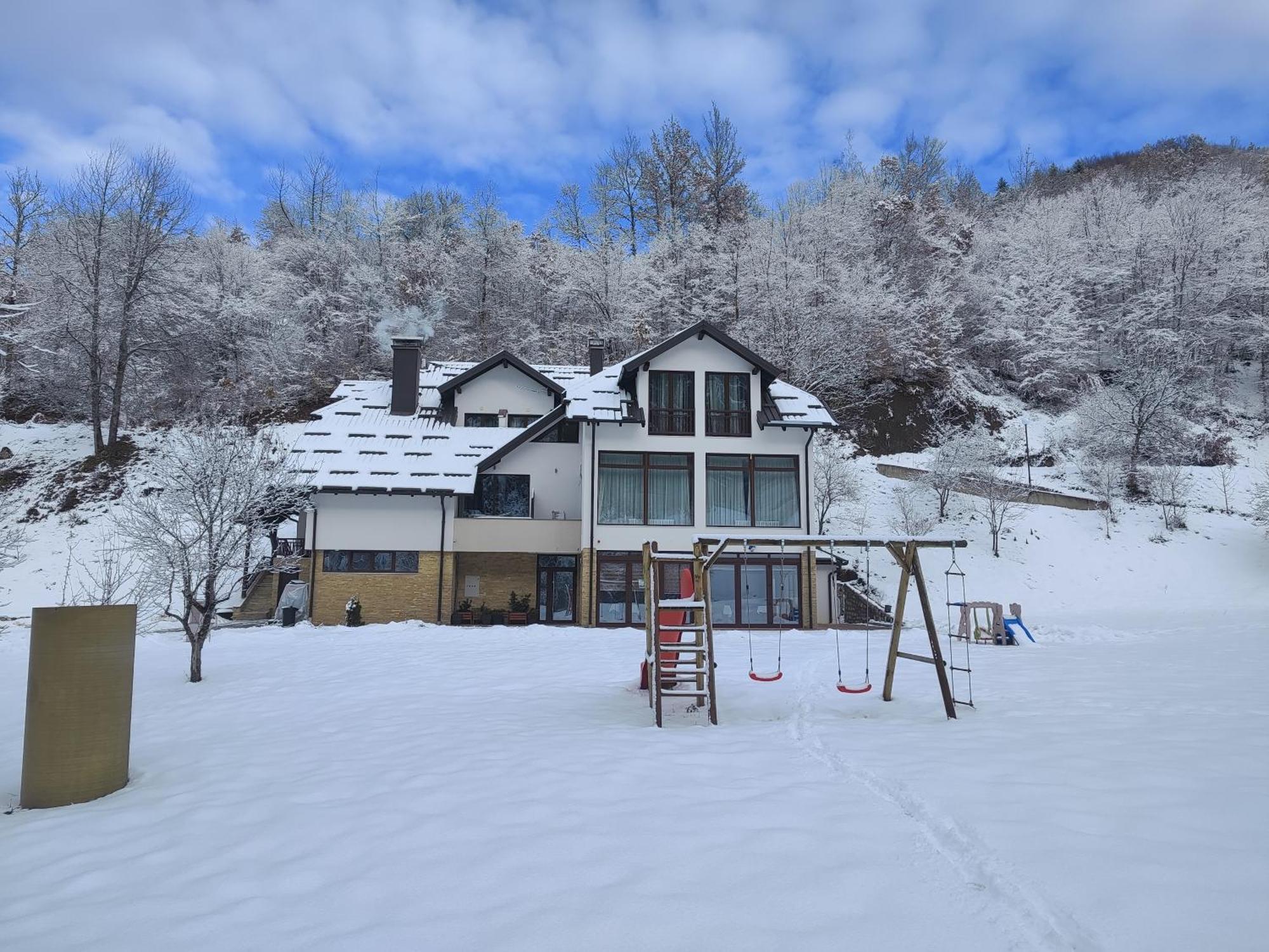 Zlatarska Dolina Bed & Breakfast Nova Varos Exterior photo