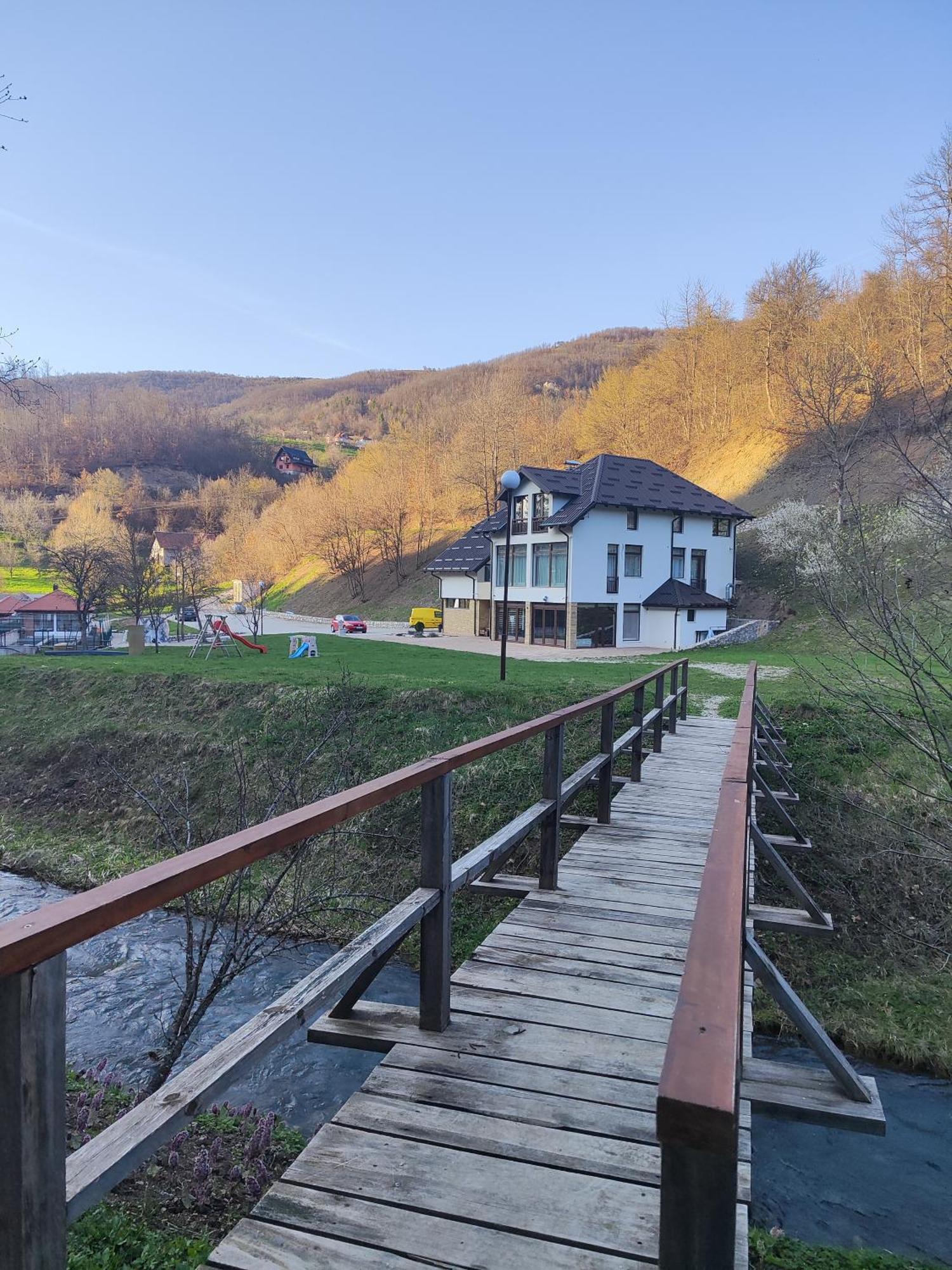 Zlatarska Dolina Bed & Breakfast Nova Varos Exterior photo